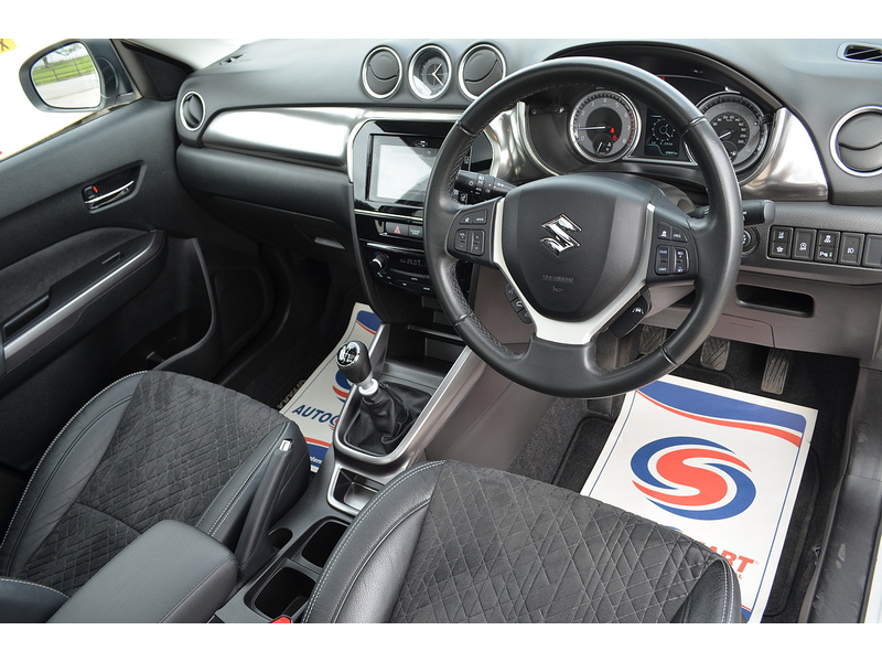 Suzuki Vitara Boosterjet MHEV SZ5 - U108249