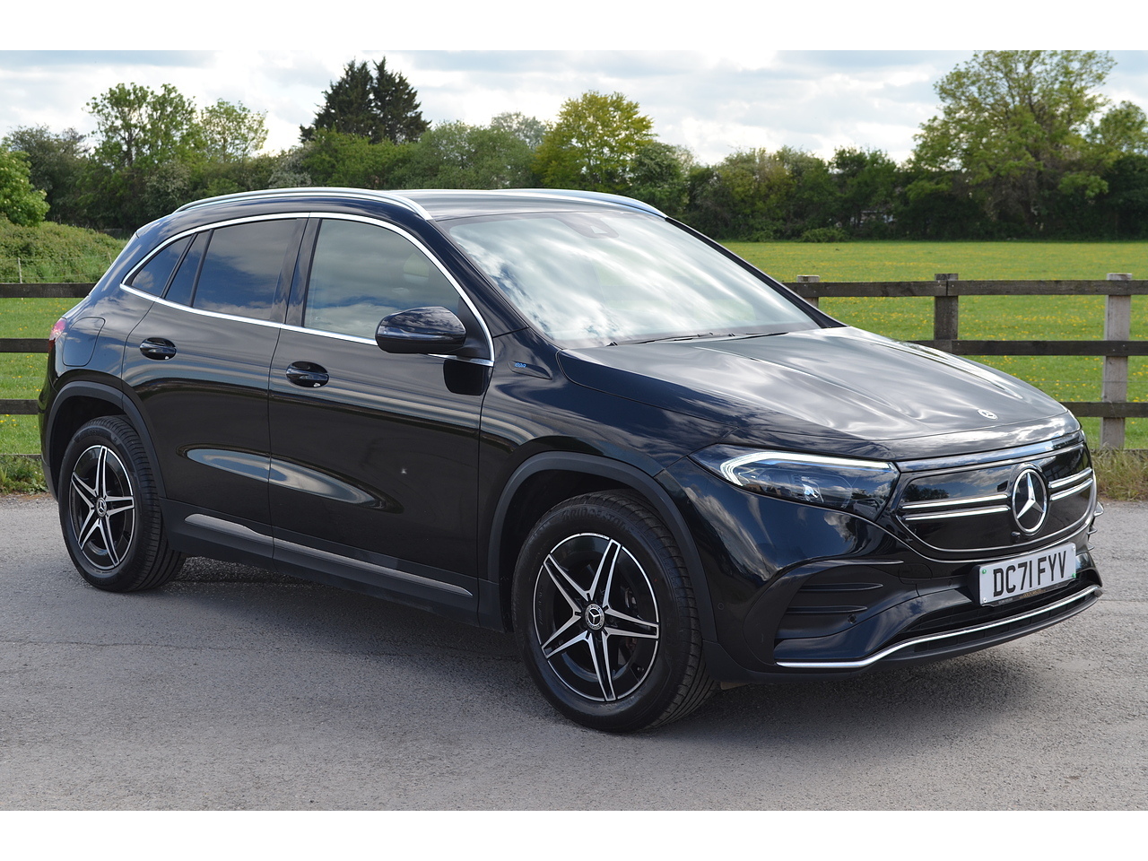 2021 MERCEDES-BENZ EQA