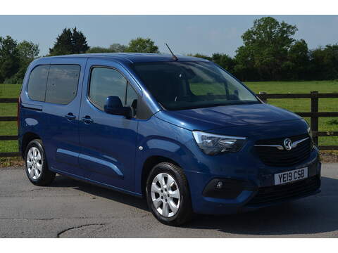 Vauxhall Combo Life 2.0 CDTi Exclusiv Sports Tourer 5dr Diesel Manual Euro 5 (160 ps)