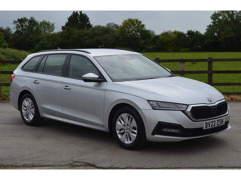Skoda Octavia 2.0 CDTi Exclusiv Sports Tourer 5dr Diesel Manual Euro 5 (160 ps)