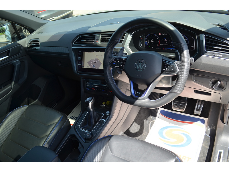 Volkswagen Tiguan TSI R - U108343