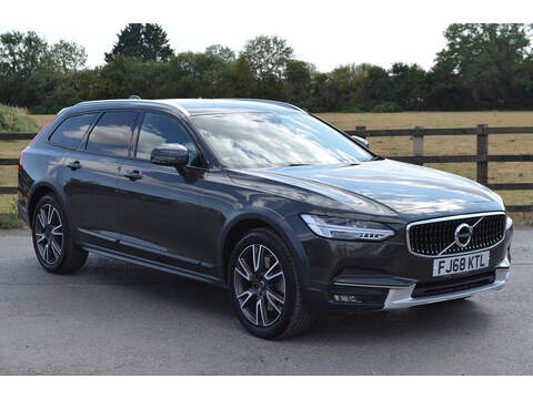 Volvo V90 Cross Country 1.0 eTSI MHEV Life Estate 5dr Petrol Hybrid DSG Euro 6 (s/s) (110 ps)