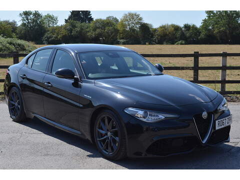 Alfa Romeo Giulia 3.0 640d M Sport Saloon 4dr Diesel Auto Euro 5 (s/s) (313 ps)