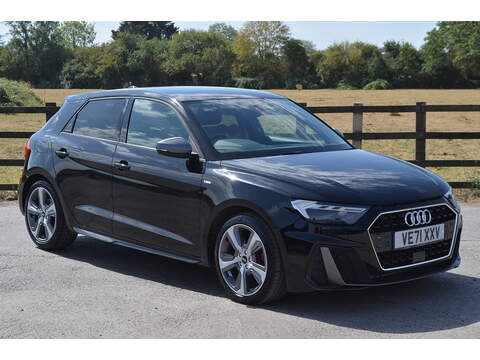 Audi A1 52.5kWh Excite Estate 5dr Electric Auto (156 ps)