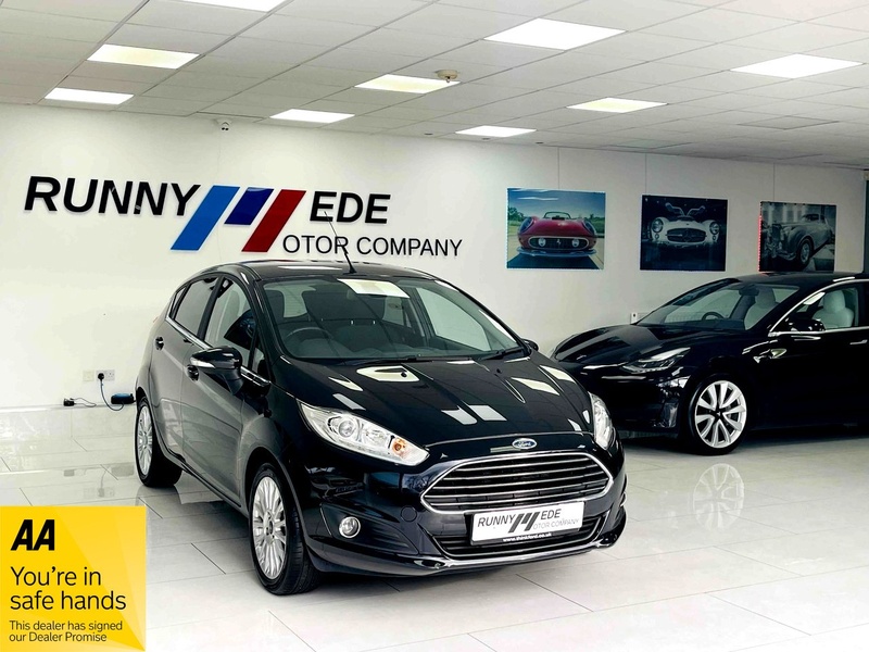 1.6 Titanium Hatchback 5dr Petrol Powershift Euro 6 (105 ps)