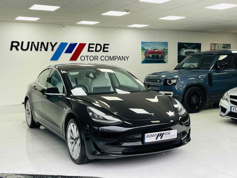Standard Range Plus Saloon 4dr Electric Auto (241 bhp)