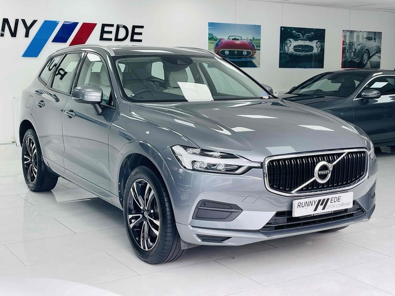 2.0 D4 Momentum SUV 5dr Diesel Auto AWD Euro 6 (s/s) (190 ps)