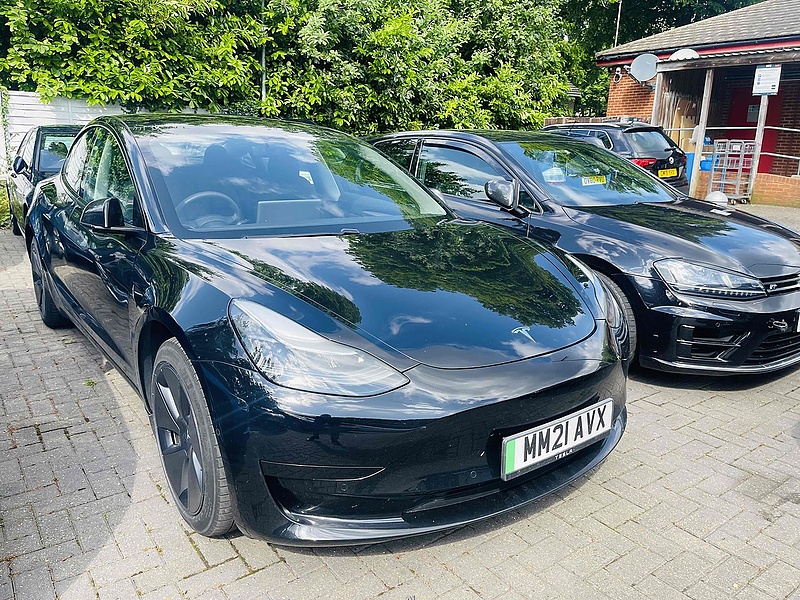 Standard Range Plus Saloon 4dr Electric Auto RWD (241 bhp)