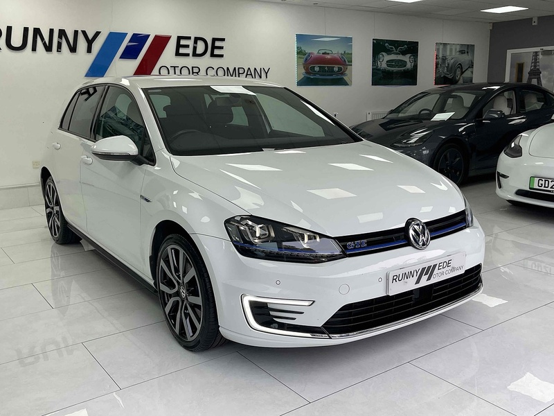 1.4 TSI GTE Hatchback 5dr Petrol Plug-in Hybrid DSG Euro 6 (s/s) (204 ps)