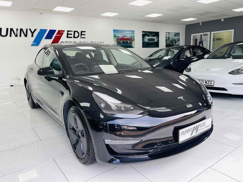 (Dual Motor) Long Range Saloon 4dr Electric Auto 4WDE (346 ps)