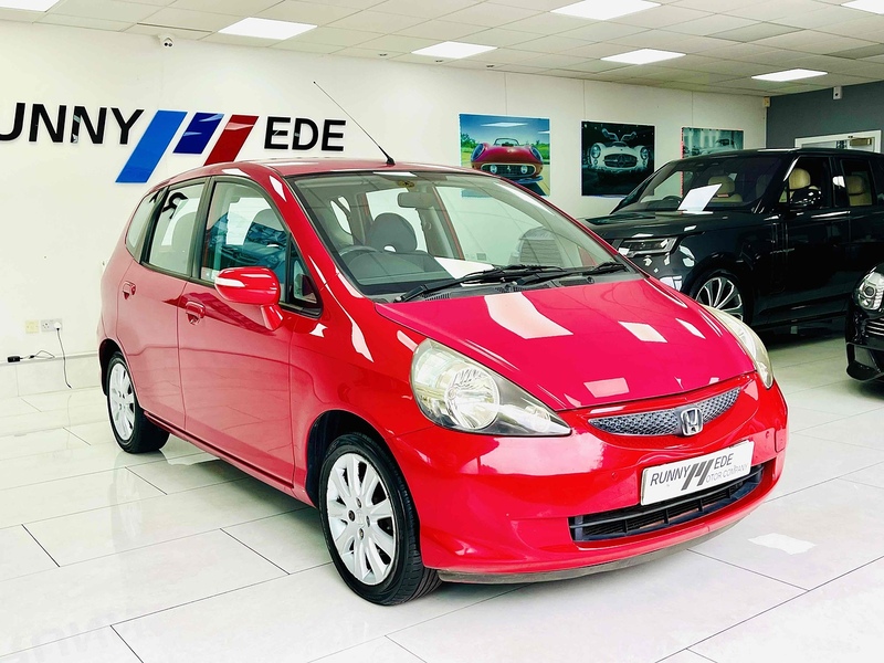 1.4 i-DSI SE Hatchback 5dr Petrol CVT-7 (139 g/km, 82 bhp)