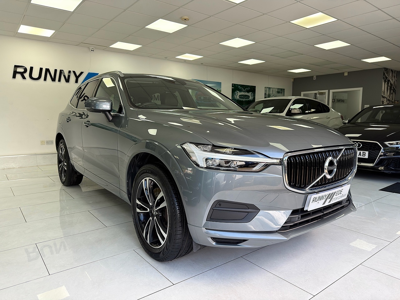 2019 VOLVO XC60