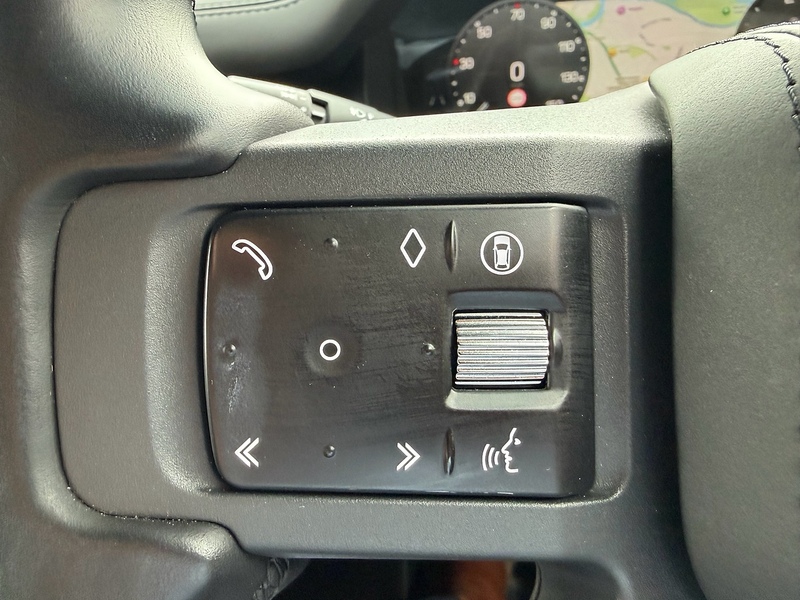 Land Rover Defender 110 D350 MHEV X-Dynamic HSE - U6095