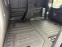 Land Rover Defender 110 D350 MHEV X-Dynamic HSE - U6095