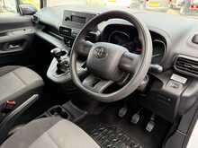 Toyota PROACE CITY BlueHDi Active - U6540