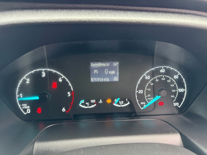Ford Transit Custom 300 EcoBlue Leader - U6639