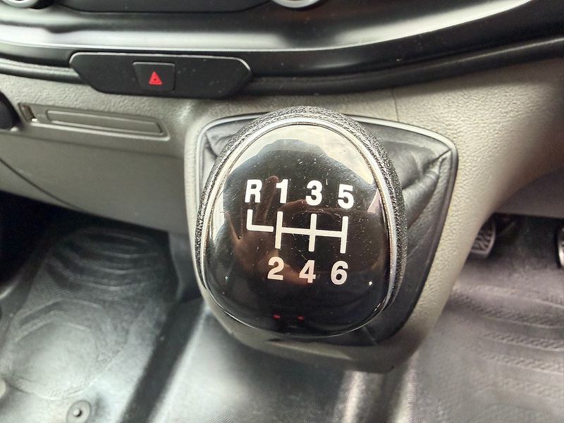 Ford Transit Custom 300 EcoBlue Leader - U6639