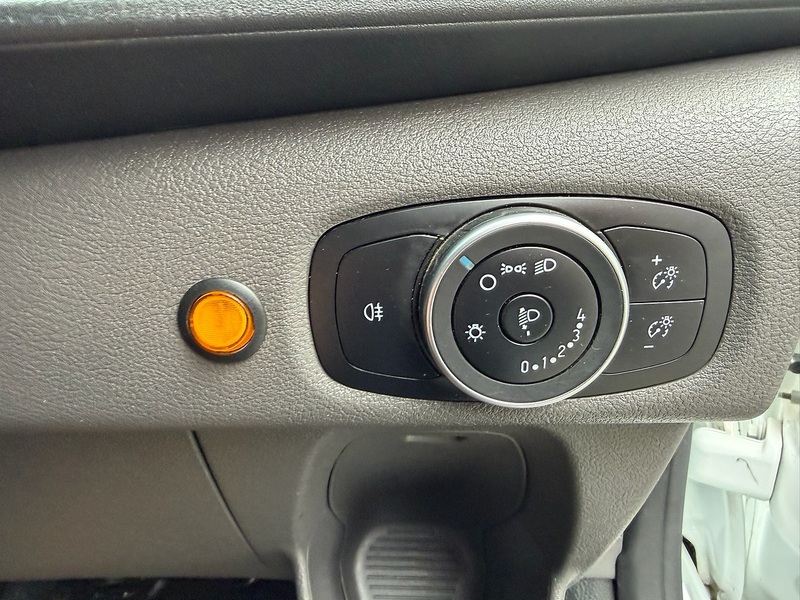 Ford Transit Custom 300 EcoBlue Leader - U6639