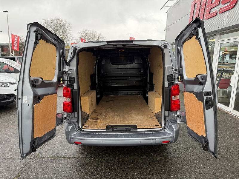 Peugeot Expert BlueHDi 1000 Professional Premium + L2 - U6644