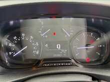 Peugeot Expert BlueHDi 1000 Professional Premium + - U6644