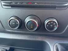 Renault Trucks Master L3H2 - U6660