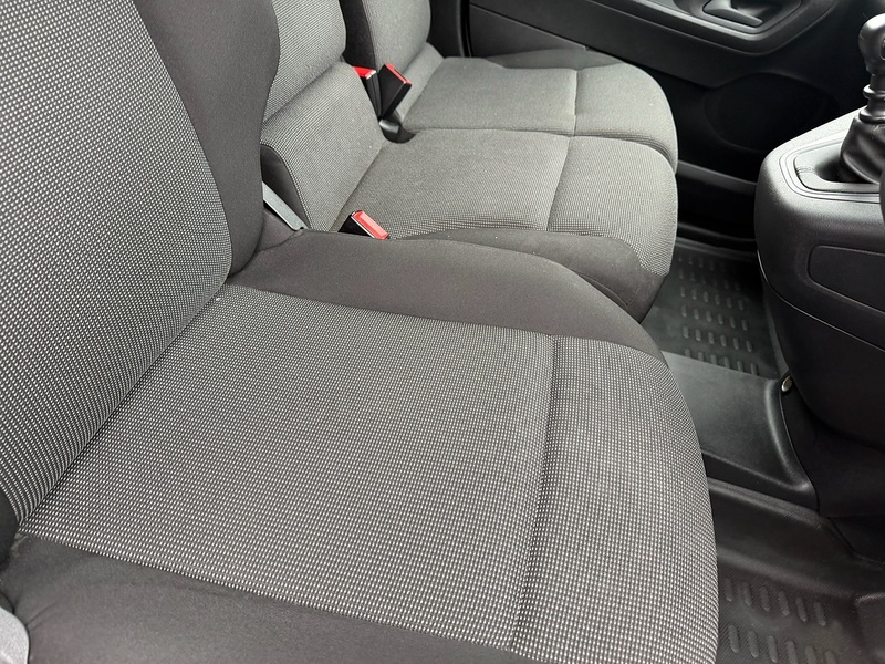 Citroen Berlingo BlueHDi 950 Driver XL - U6670
