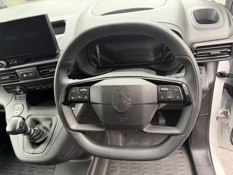 Citroen Berlingo BlueHDi 950 Driver XL - U6670