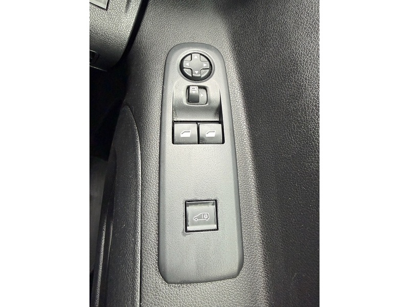Citroen Berlingo BlueHDi 950 Driver XL - U6670