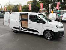 Citroen Berlingo BlueHDi 950 Driver XL - U6670