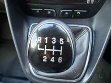 Ford Transit Connect 240 EcoBlue Limited L2 - U6675