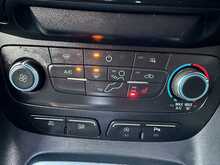 Ford Transit Connect 240 EcoBlue Limited L2 - U6675