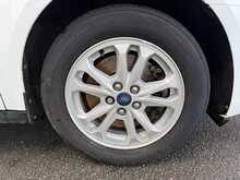 Ford Transit Connect 240 EcoBlue Limited L2 - U6675