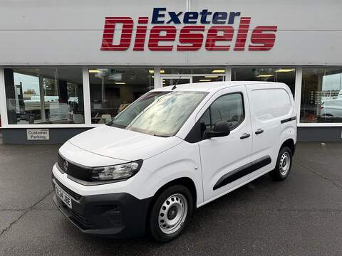 Vauxhall Combo 1.5 Turbo D 2900 Sportive Panel Van 6dr Diesel Manual L2 H1 Euro 6 (s/s) (100 ps)