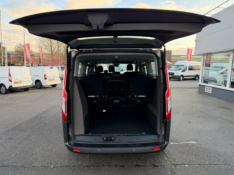 Ford Tourneo Custom 320 EcoBlue Titanium - U6693