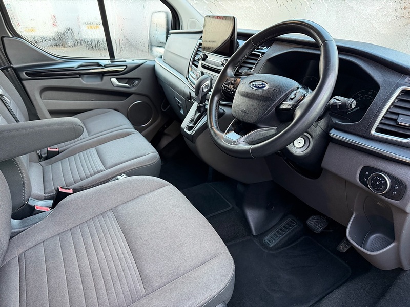 Ford Tourneo Custom 320 EcoBlue Titanium - U6693