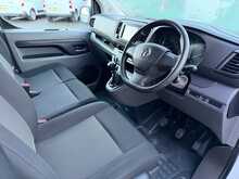 Vauxhall Vivaro Turbo D 2900 Sportive - U6728