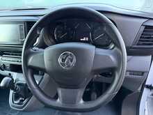 Vauxhall Vivaro Turbo D 2900 Sportive - U6728