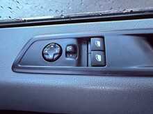 Vauxhall Vivaro Turbo D 2900 Sportive - U6728