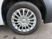 Toyota PROACE CITY BlueHDi Icon - U6743