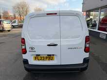 Toyota PROACE CITY BlueHDi Icon - U6743
