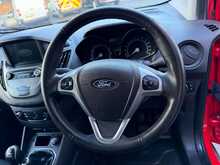 Ford Transit Courier EcoBoost Limited - U6751