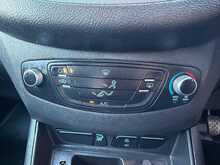 Ford Transit Courier EcoBoost Limited - U6751