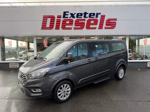 Ford Tourneo Custom 2.0 460 EcoBlue Leader Minibus Double Cab 5dr Diesel Manual RWD L4 H3 Euro 6 (s/s) (17 Seat, DRW) (130 ps)