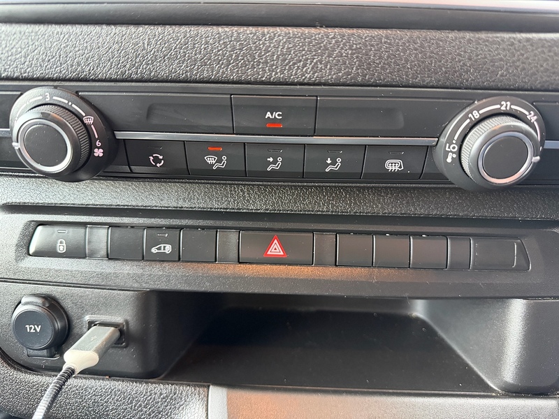 Citroen Dispatch BlueHDi 1400 Enterprise Edition XL - U6754