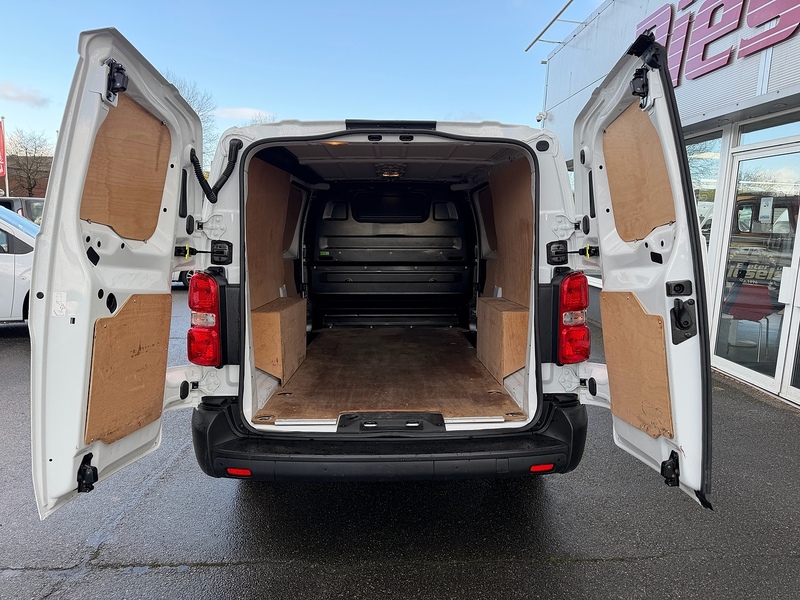 Citroen Dispatch BlueHDi 1400 Enterprise Edition XL - U6754