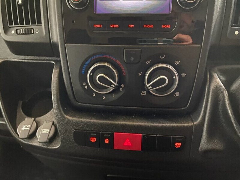 Peugeot Boxer BlueHDi 335 Professional L3H2 - U6762