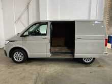 Volkswagen Transporter TDI T28 Highline SWB - U6763