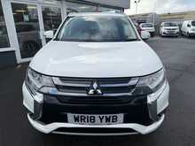 Mitsubishi Outlander 2.0 12kWh 3h SUV - U6771