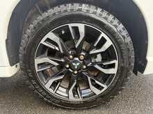 Mitsubishi Outlander 2.0 12kWh 3h SUV - U6771