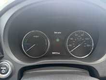 Mitsubishi Outlander 2.0 12kWh 3h SUV - U6771